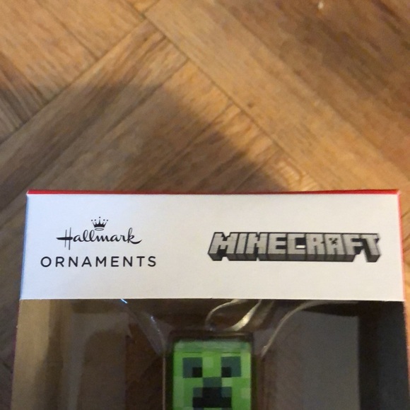 🤑3/$15🤑 New Hallmark Minecraft CREEPER Tree Ornament - Picture 3 of 5